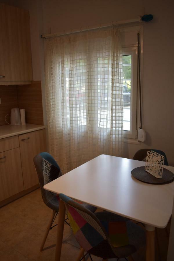 Cozy Apartment In Central Atenas Exterior foto